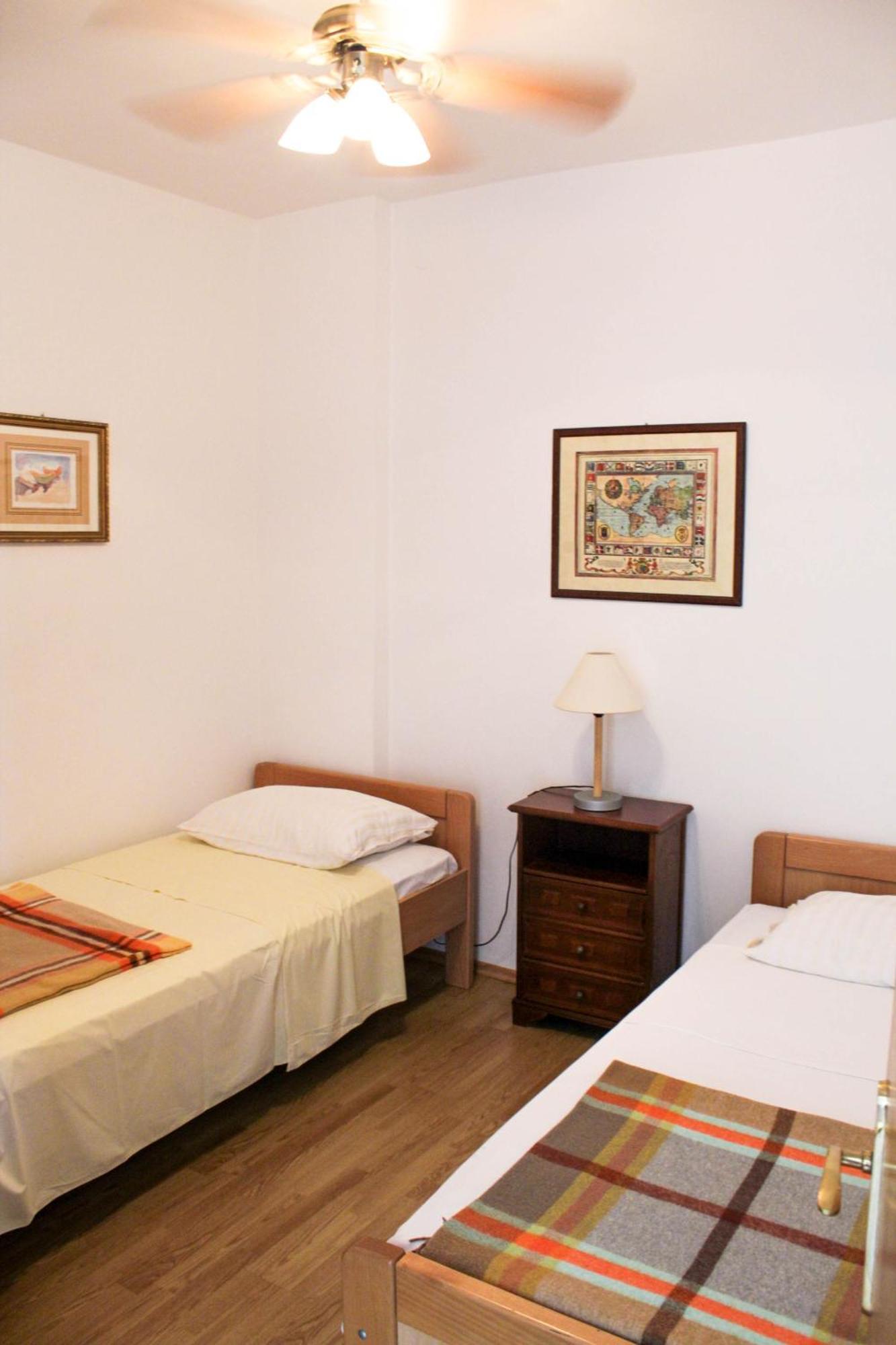 Lola'S Apartments Tribunj  Ngoại thất bức ảnh
