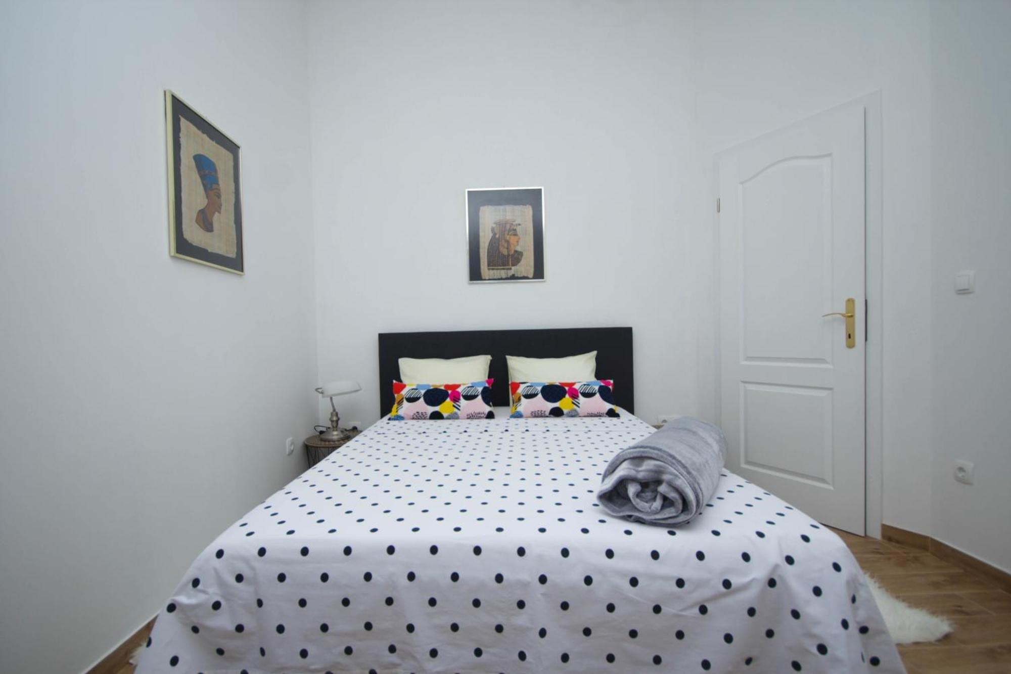 Lola'S Apartments Tribunj  Phòng bức ảnh