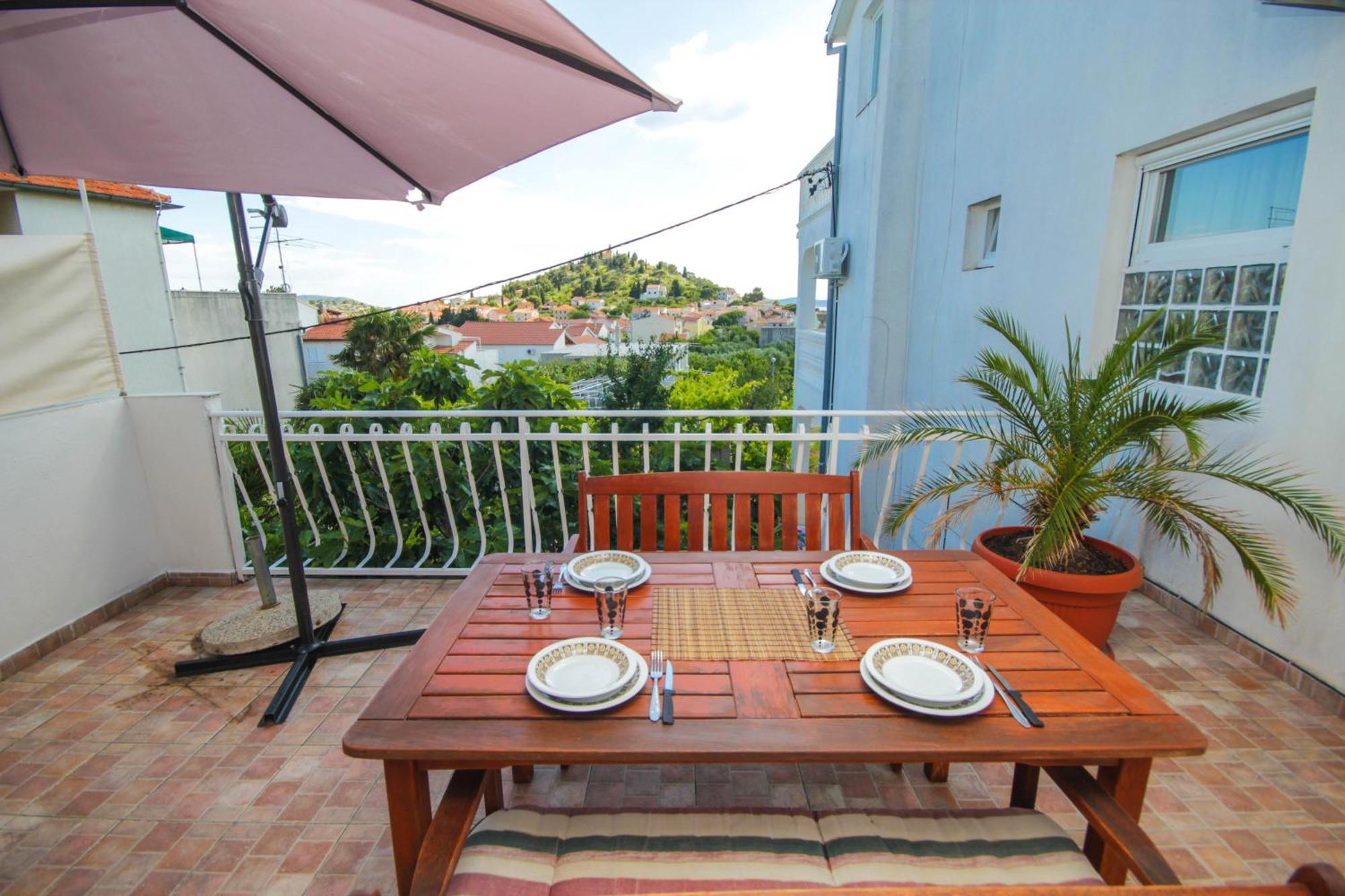 Lola'S Apartments Tribunj  Ngoại thất bức ảnh